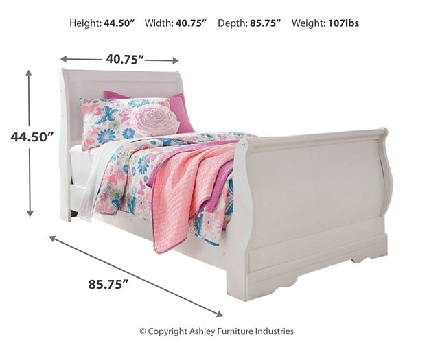 Anarasia Sleigh Bed