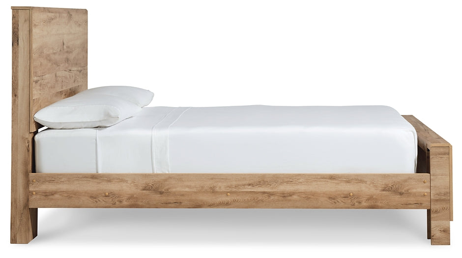 Hyanna Panel Bed