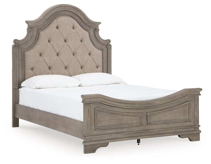 Lodenbay Panel Bed