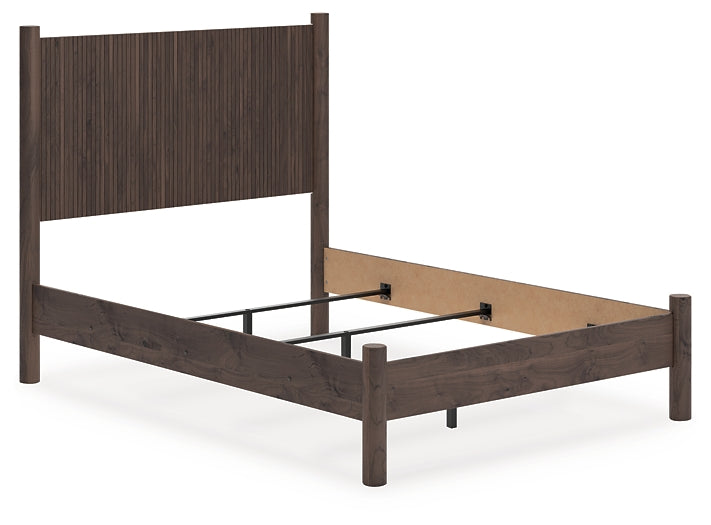 Pamytta Panel Bed