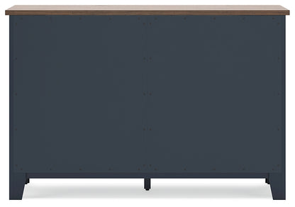 Landocken Dresser