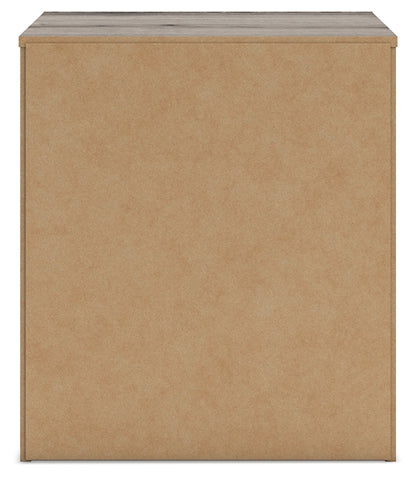 Graystorm Queen Panel Bed with Mirrored Dresser, Chest and Nightstand