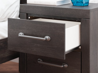 Hollivern Full Panel Bed with Mirrored Dresser, Chest and Nightstand