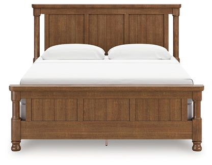 Rowlenstown King Poster Bed