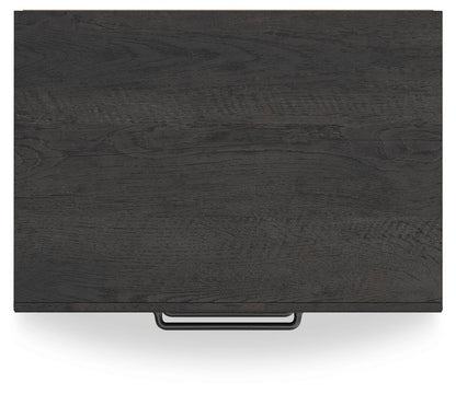Hollivern Queen Panel Bed, Dresser, Mirror, Chest and Nightstand