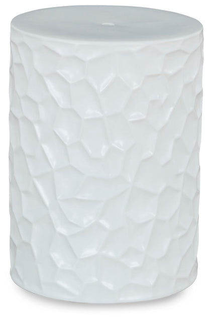 Jungrove I/O Stool
