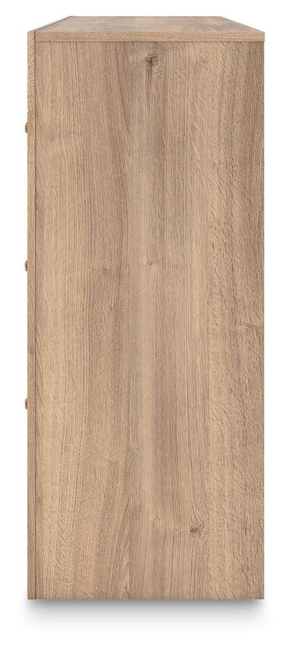Kinlanni Six Drawer Dresser